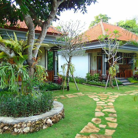 Arumanis Homestay Uluwatu Exteriör bild